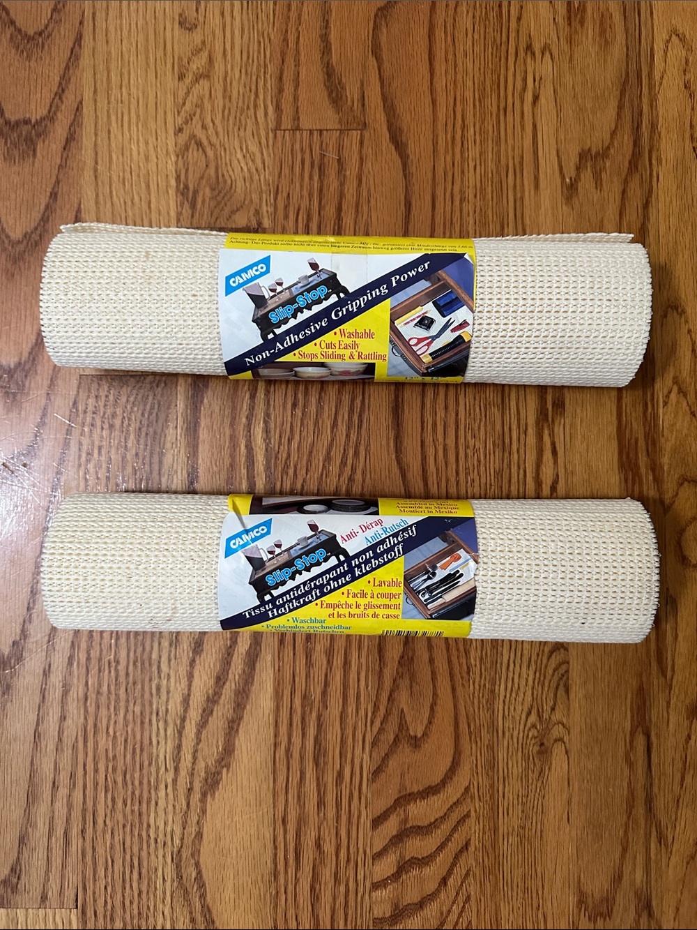 2 Rolls of non-adhesive gripping material